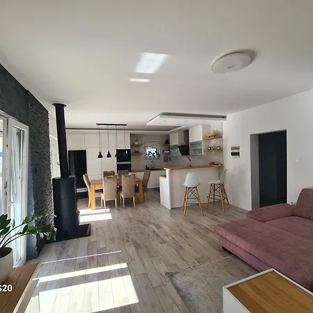 Lelo With Jacuzzi And Free Parking Apartment