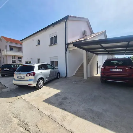 Apartment Lelo With Jacuzzi And Free Parking