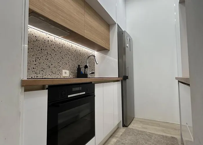 Apartment Lelo Sunset Spa, Romantic Garden With Private Jacuzzi Zadar